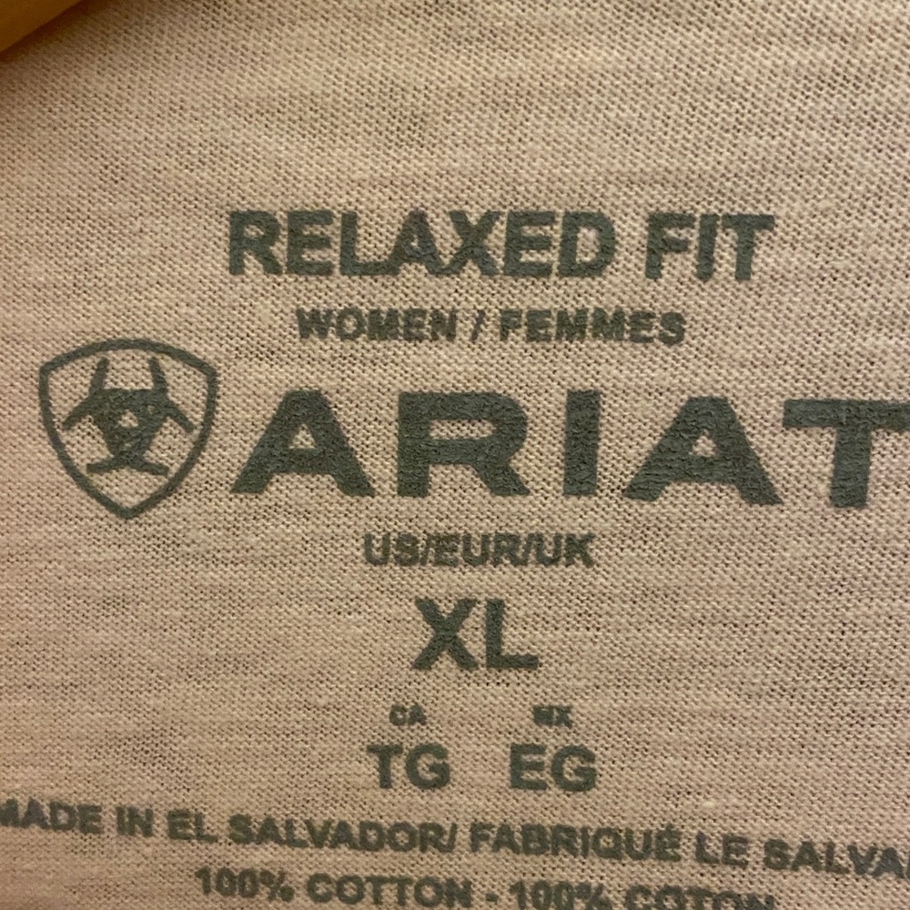Ariat Women’s Light Pink Graphic Tee “Early to Rise” Sunflower, Tractor XL NWT - Picture 3 of 5